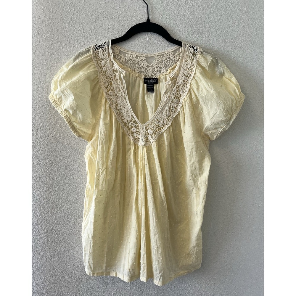 Vintage Y2K Women's Top Size Large Butter Yellow Lacey Babydoll Textured Poetry